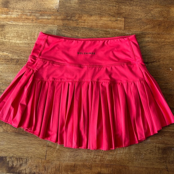 GoldHinge Pleated Skirt in Red Size XS - Picture 1 of 5